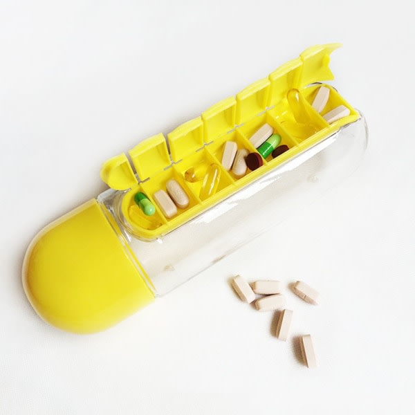 Fri resefri 7-dagars pillerkopp 2-i-1 vattenflaska 600ml med pillerbox arrangör reseanvändning svart