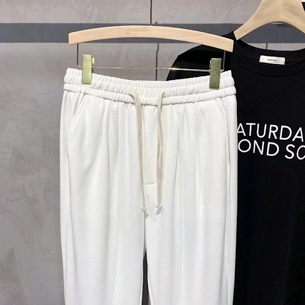 2022 Nya Shorts Dragsnöre Elastisk Midja Beskärda Byxor Mäns Sommar Ice Silk Loose Drooping Rak Casual Bys Khaki XXXL