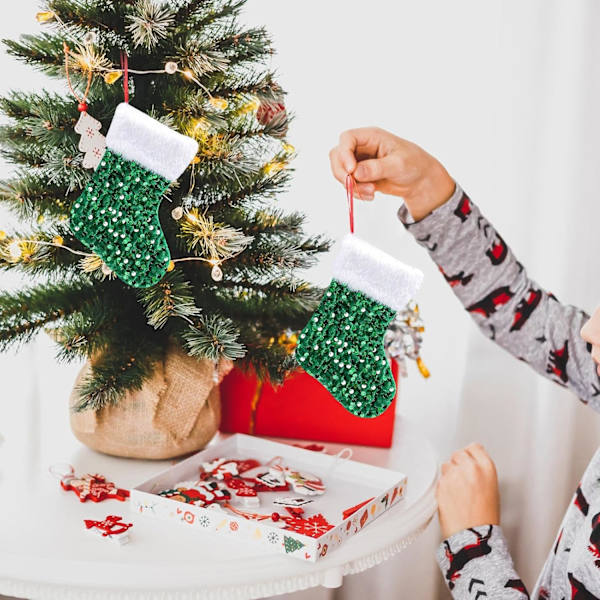 Julstrumpa | Glittrig julstrumpa | Juldekoration | Julstrumpor | Heminredning | Hållare för barn julstrumpor | Glittrande julstrumpa till jul gRÖN