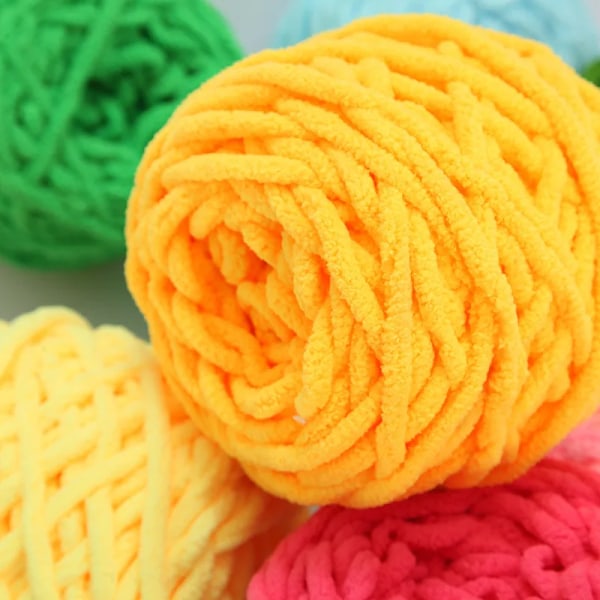 100g Chenille Scarf Garn för stickning DIY-material Färgglatt handgjort garn för handvirkning Virkat tjockt ullgarn ull 62