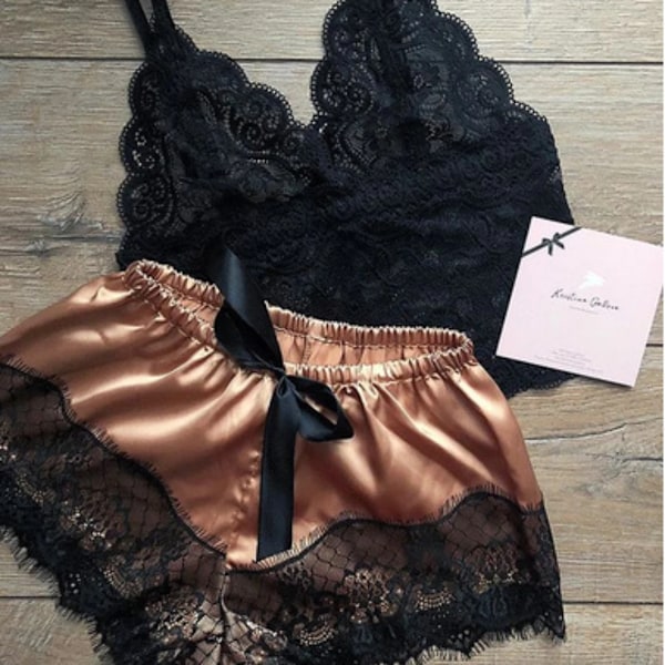 Sexy Pyjamas för Kvinnor 2 Bitar Topp Shorts Set Nattkläder Kläder Spets Pyjamas Underkläder Underkläder Underkläder Lila S