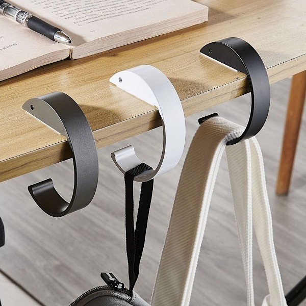 2kpl Kannettava ripustettava laukkukoukku Käsilaukun pidike Monitoiminen pöytäkoukku grey c-shaped