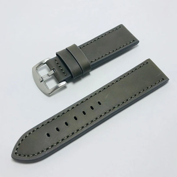 Nytt mode 18 mm 20 mm 22 mm 24 mm Läderrem av kohud Herr Dam Svart Watch Universal Vattentätt klockbandstillbehör Ljusgrå 22mm