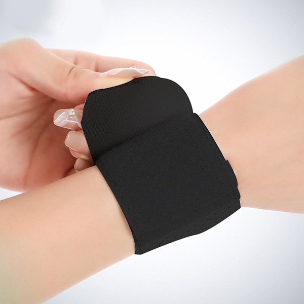 Musta Hengittävä Rannetuki Karppaalitunnelille, Urheilullinen Rannetuki Black
