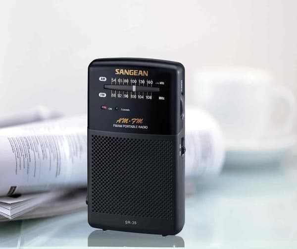 Sangean taskuradio kaiutin FM Svart black