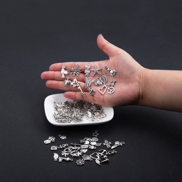 100 st Silver Charms Hängen för DIY smyckestillbehör Silver