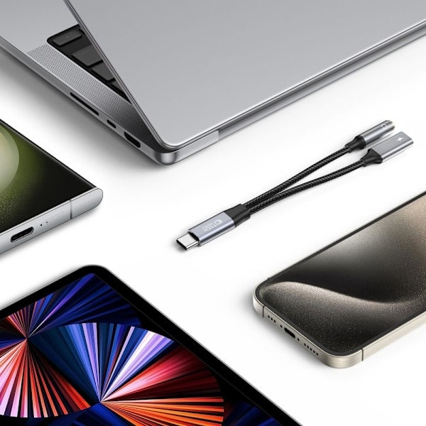 Tech-Protect 2in1 USB-C - USB-C/3,5 mm AUX Naaras Musta