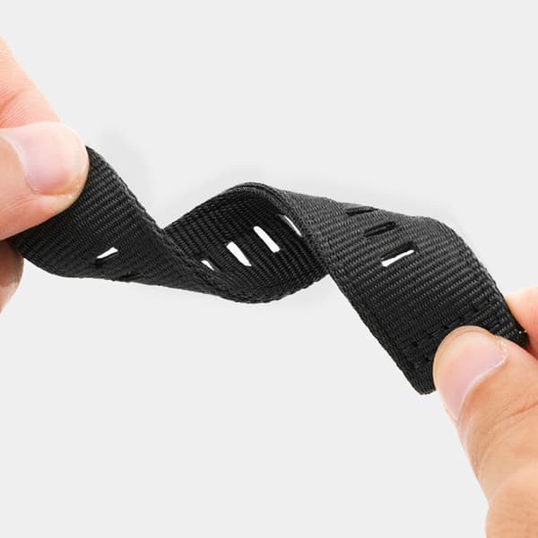 Nylonranneke Garmin Forerunner 255/265/245 -älykellolle, musta M musta