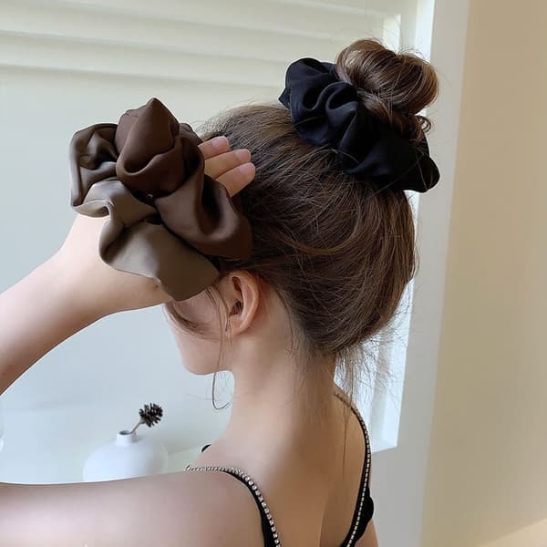 Kvinde Scrunchie Silke Elastik Bånd Solid Hestehale Hold Hår Tilbehør Sort Pige