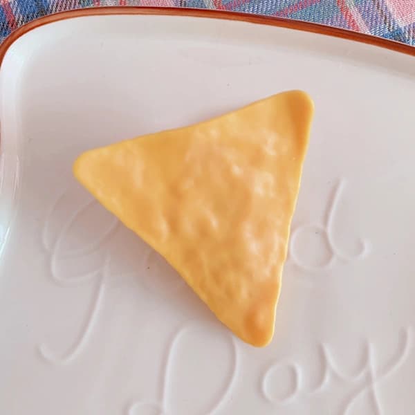 Chipsposeklemme Multifunksjonell Akryl Potetformet Forseglingsklemme for Snacks, Bilder og Notater Studenter Reisende Gul Trekantet