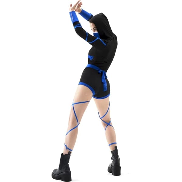 ViihdeNaamiaisasutPuvutTaistelu