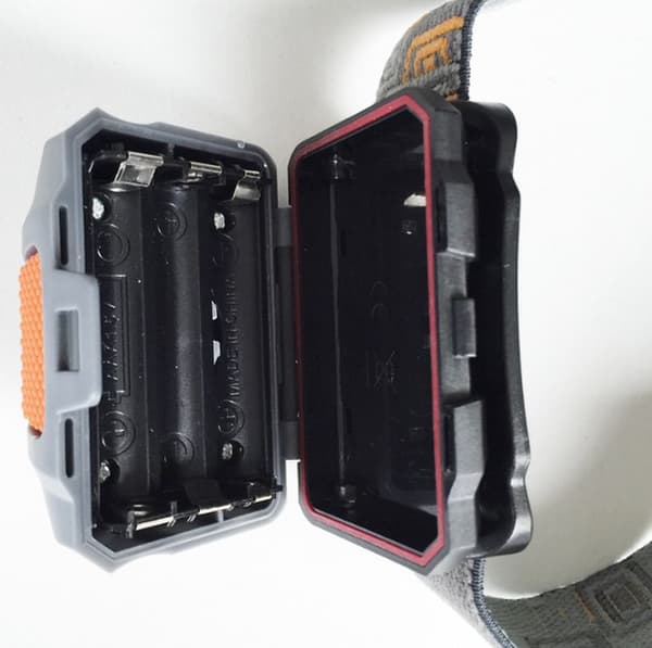 Pannulampun 160 Lumen CREE R3 + 2LED