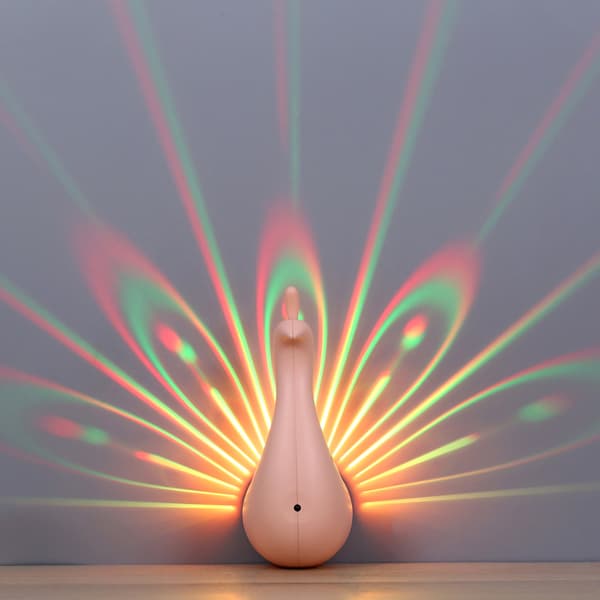 LED Peacock Wall Lamp, Projection Light, Colorful Lights, Remote Control Setting, USB Charging, White