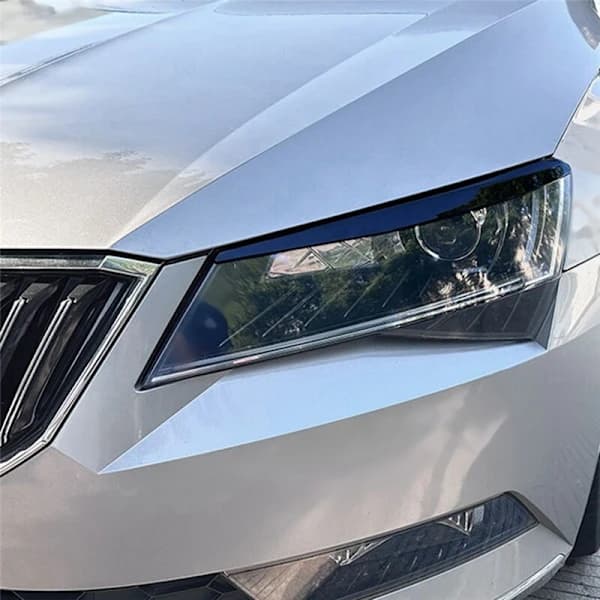 Blank svart strålkastarögonbrynslist för Superb B8 2016-2018 Styling[co]