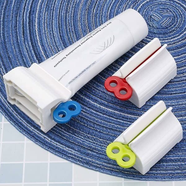 3-delt tannkremrullholder med svingbart sete, baderomsdispenser (blandede farger) (YJD)