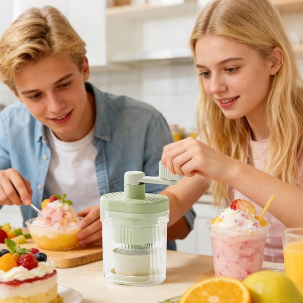 Bærbar knust is- og slushicemaskine – Isknuser med dessertkopper (JYD)