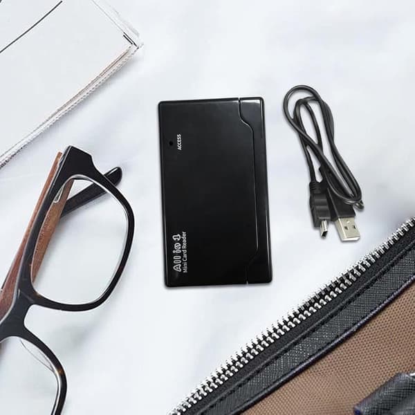 Kortlæser, computeradapter, USB-design med seks pladser, højhastighedsdataoverførsel, bærbar udvidelseshub, kamerafiltilbehør til flashdrev,[YJD]