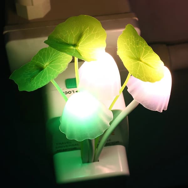 Europeisk Plugg Sensor LED Vakker Lyssensor Romantisk abajur infantil Sopp Nattlys Dreambed Belysning(YJD) EU Plug