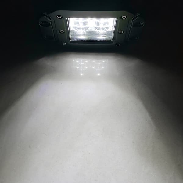 LED arbeidslys for bil, stor dekning, 8 LED med linse, strobelys, inspeksjonslys, ingeniørlys [YJD]