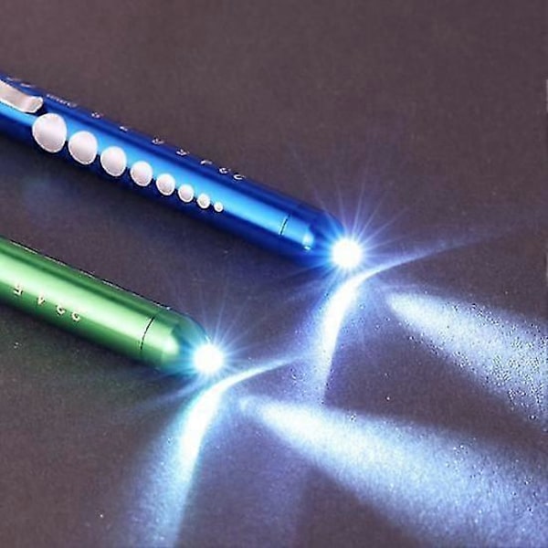 Bærbar Medicinsk Førstehjælp LED Pen Lommelygte Torch Lampe med Pupilstørrelsesmåler[YJD] silver