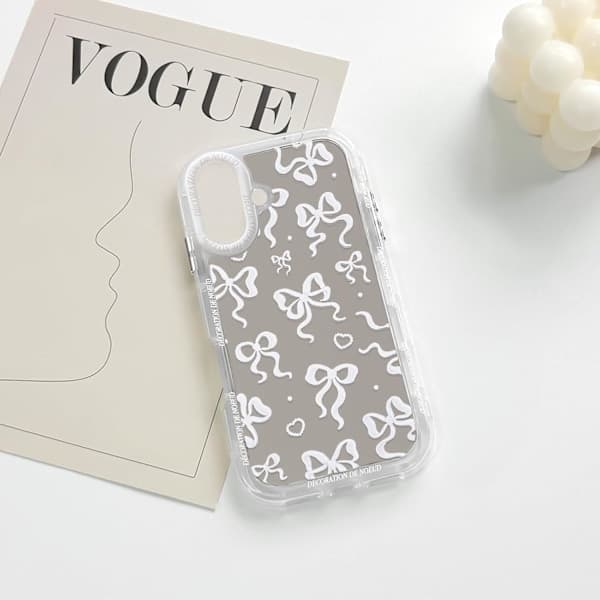 Etui til iPhone 16 Plus – Søt speilsløyfe kjærlighetshjertemønster, støtsikker beskyttelse med bånddesign iPhone 16 Plus