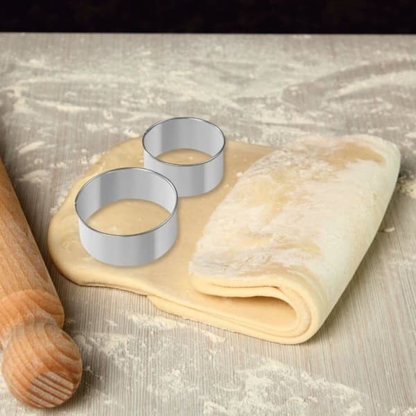 Runde udstikkere - Sæt med 2 - Rustfrit stål - Til donuts og shortbread-kager - Bagning og madlavning - 9,5 cm og 8