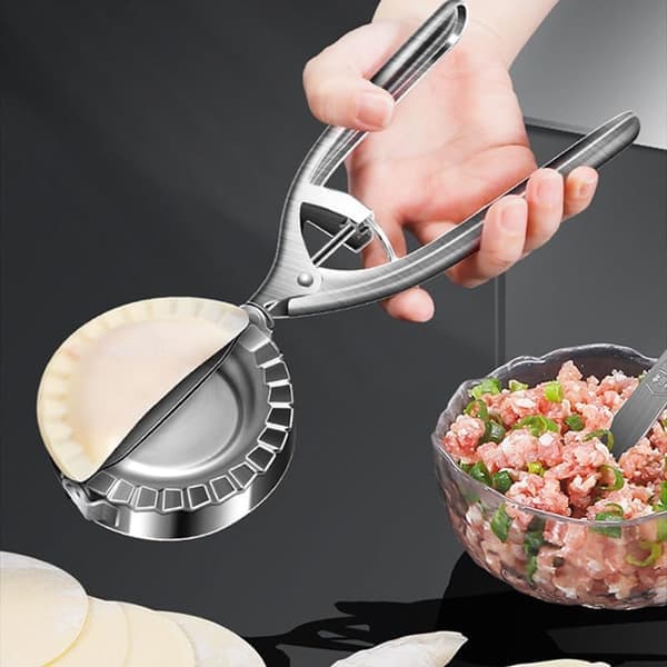 Dumplingfremstillingsværktøj i rustfrit stål, håndlavede køkken- og bagegadgets, professionel sølv dumplingform med riflet kant. [Ho]