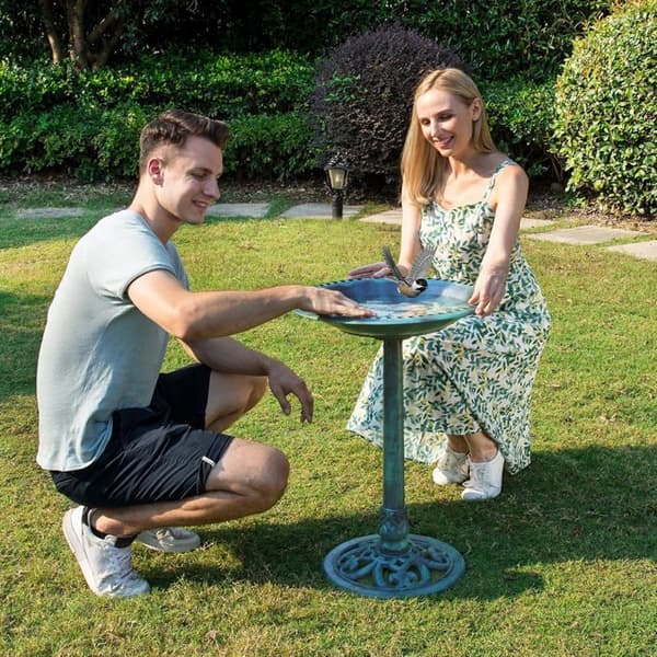 Fuglebad - 1 enhet - Polyresin - Antikk stil - Hage uteplass terrasse - 71cm høyde 51cm diameter