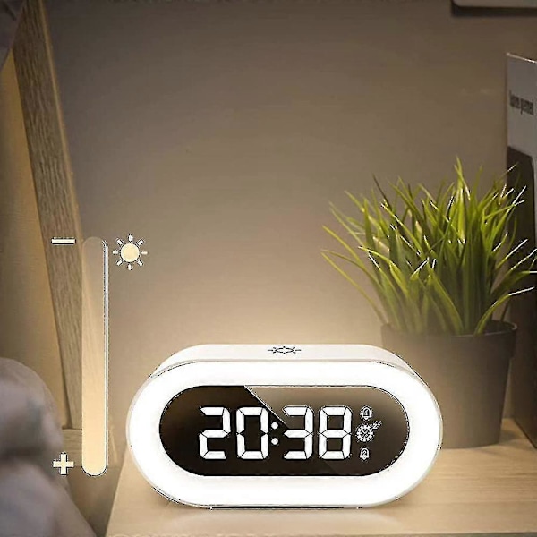 Liten Färgglad LED Digital Väckarklocka Med Snooze, Enkel Att Använda, Fullt Justerbar Ljusstyrka