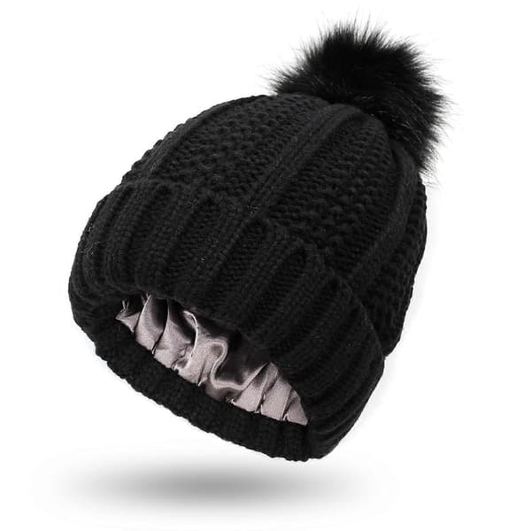 Damstickad mössa med satin foder Pom Pom Vinter Varm Mössa Tofs Mössa Hårskyddande Silkeslen Stretch Stickad Mössa, svart