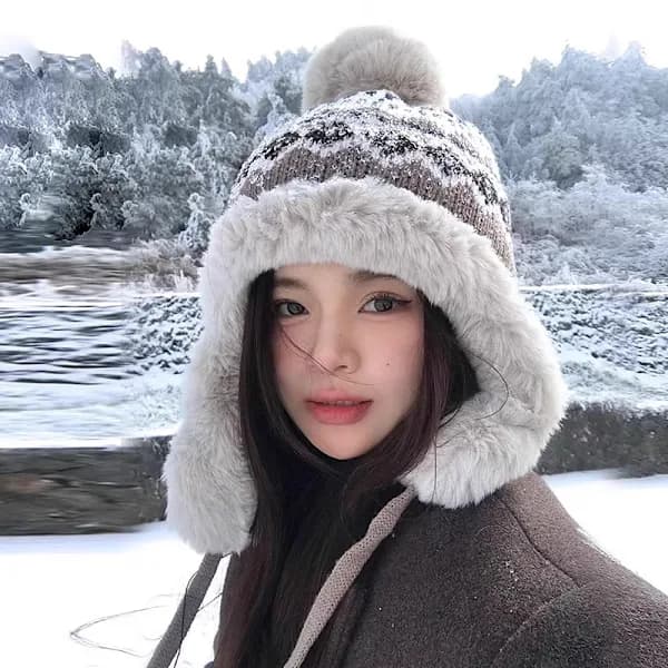 Warm winter hat in pilot model - Red, with wool earflaps, windproof pilot hat for outdoor activities such as skiing, SE