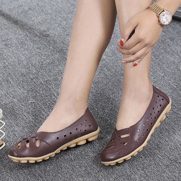 Muoti Naisten Slip On Work Casual hollow Out Flats Comfort Kaffe 41