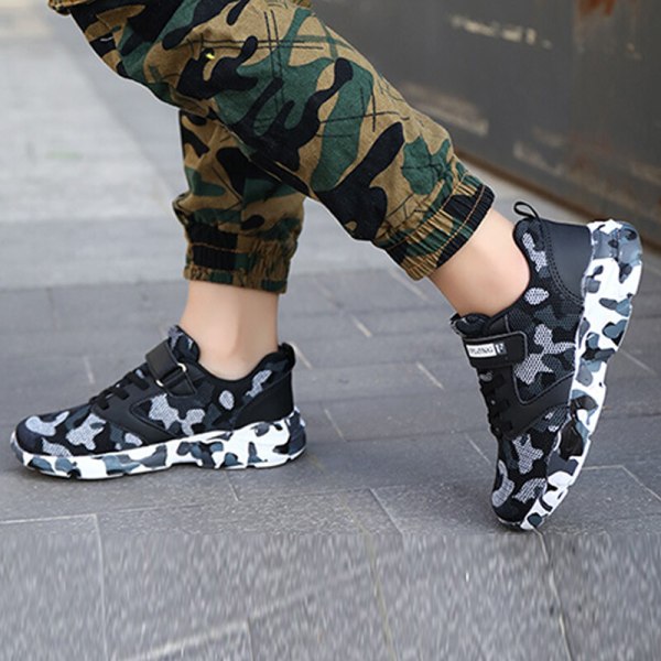 Barn Camouflage Rund Toe Walking Shoe Athletic Sneakers Svart Vit-1 30