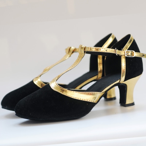 Dam latinska sandaler Dansskor T-rem med stängd tå med mitten av klackarna Black Gold 38