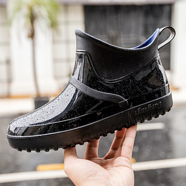 Vattentäta skor med rund tå för män och kvinnor, halkfria regnstövlar Black 38