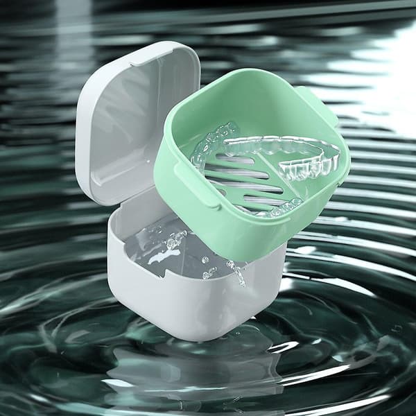 Orthodontic Retainer Braces Storage Box Soaking Invisible Teeth Denture Cleaning Braces Tooth Storage Portable Belt Blue