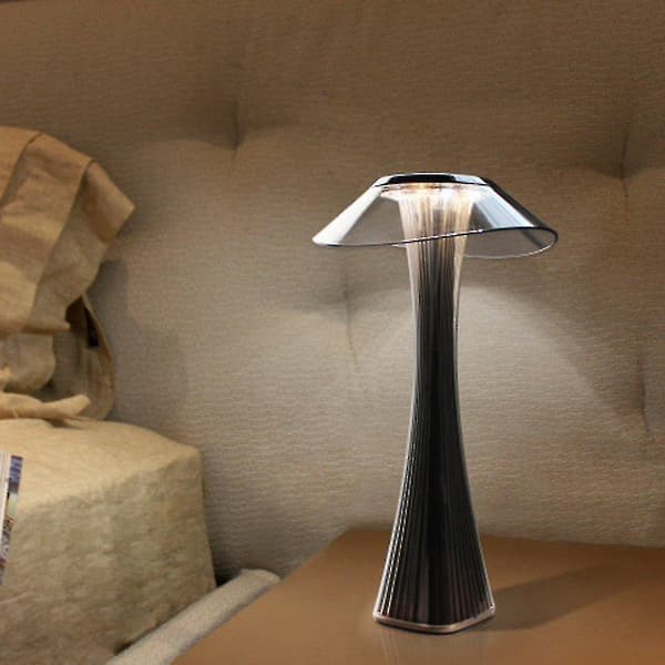 LED Skrivebordslampe Dimbar Øyebeskyttelse USB-Lading Smart Touch Bryter (gylden)