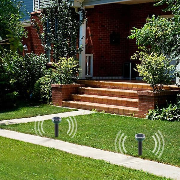 4x Solar Ultrasonic Mice Rat Repellent Fox Pest Scarer Deterrent
