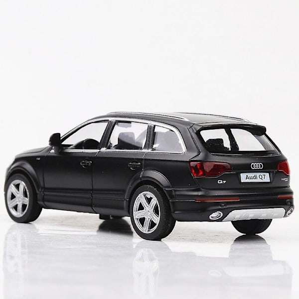 1:36 Leluauto Q7 Auto Metallinen Lelu Painevaletut & Leluajoneuvot Automalli M