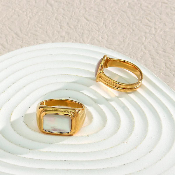 2022 New Mother Of Pearl Natural Stone Ring Stainless Steel Pvd Gold Plated Rings For Women White Opal Ring Tarnish Free Ring Round 8