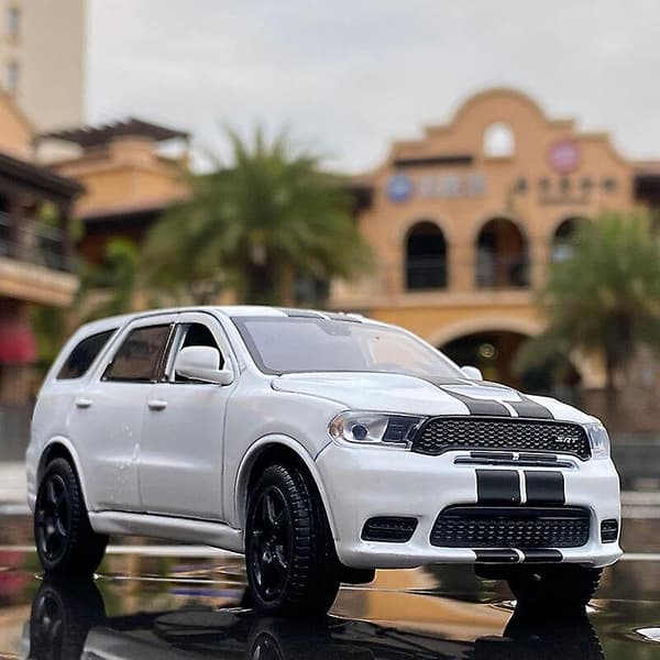 1:32 Dodge Durango SUV Legeringsbil Model Støbt Metal Legetøjsbil White