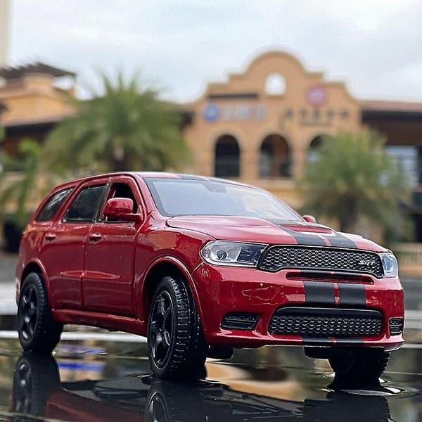 1:32 Dodge Durango SUV Legeringsbil Model Støbt Metal Legetøjsbil Red