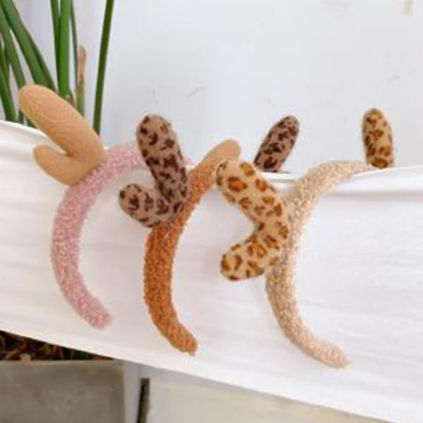 Cute Antler Plush Headband Christmas Hair Hoop Non-slip Headwear Accessories Khaki