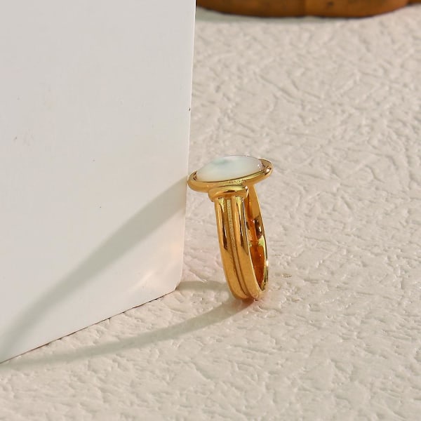 2022 New Mother Of Pearl Natural Stone Ring Stainless Steel Pvd Gold Plated Rings For Women White Opal Ring Tarnish Free Ring Round 7