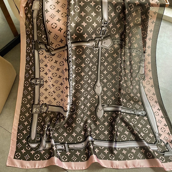 Silkkihuivi naisille, monipuolinen huivi, paras lahja hänelle