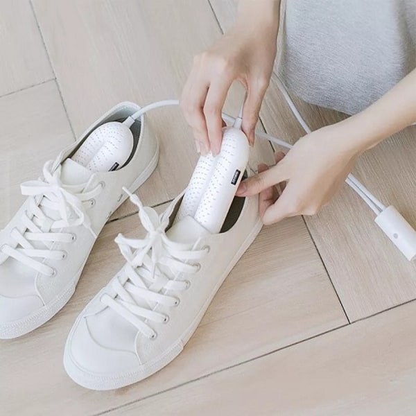 Poistaa hajun desinfiointi Dry ajastettu lämmin kenkäkuivain
