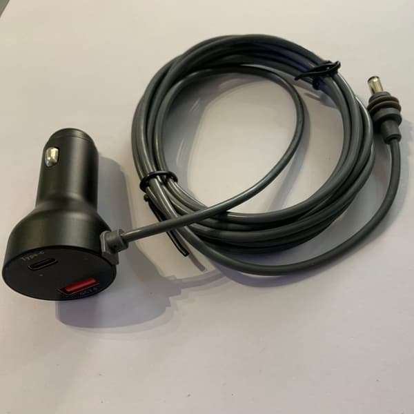 TR-69R Bil Cigarettändaradapter med Digital Display