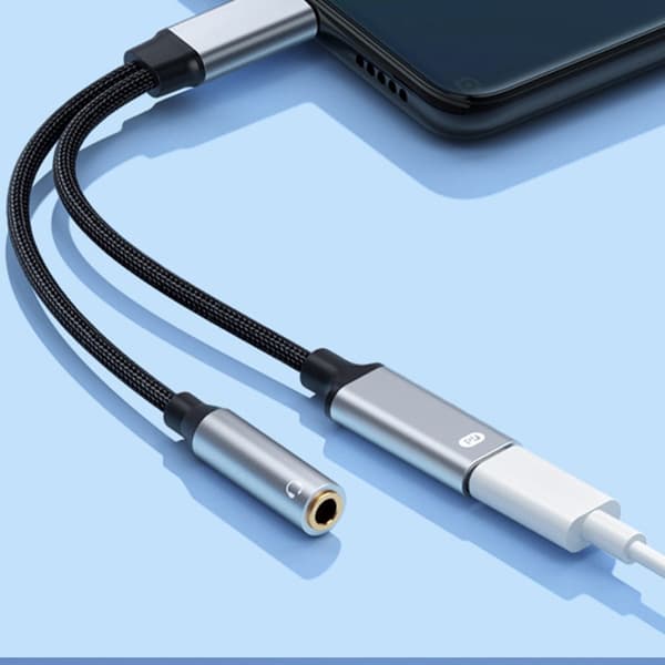 Type-C 2-i-1 Adapter 10W - Ladda och Lyssna Samtidigt, Kompatibel med Android Type-C Enheter, Silver Finish