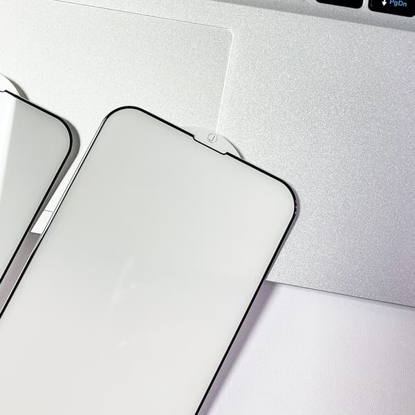 2 kpl karkaistua lasia oleva näytönsuoja iPhonelle iPhone 15 Pro Max