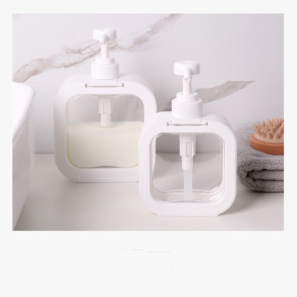 500 ml flad genopfyldelig flaske med pumpe Hvid